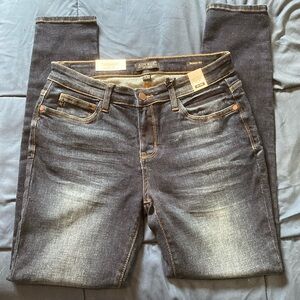 Brand new with tags: Judy Blue Mid Rise Skinny Fit Jeans.